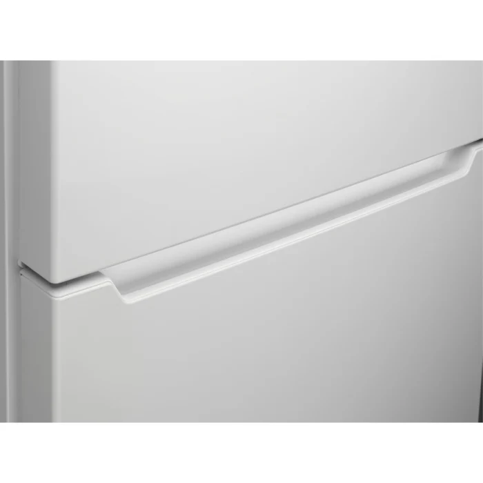 AEG ORC5S331EW - White Freestanding 70/30 Low Frost Fridge Freezer - E energy - Image 3