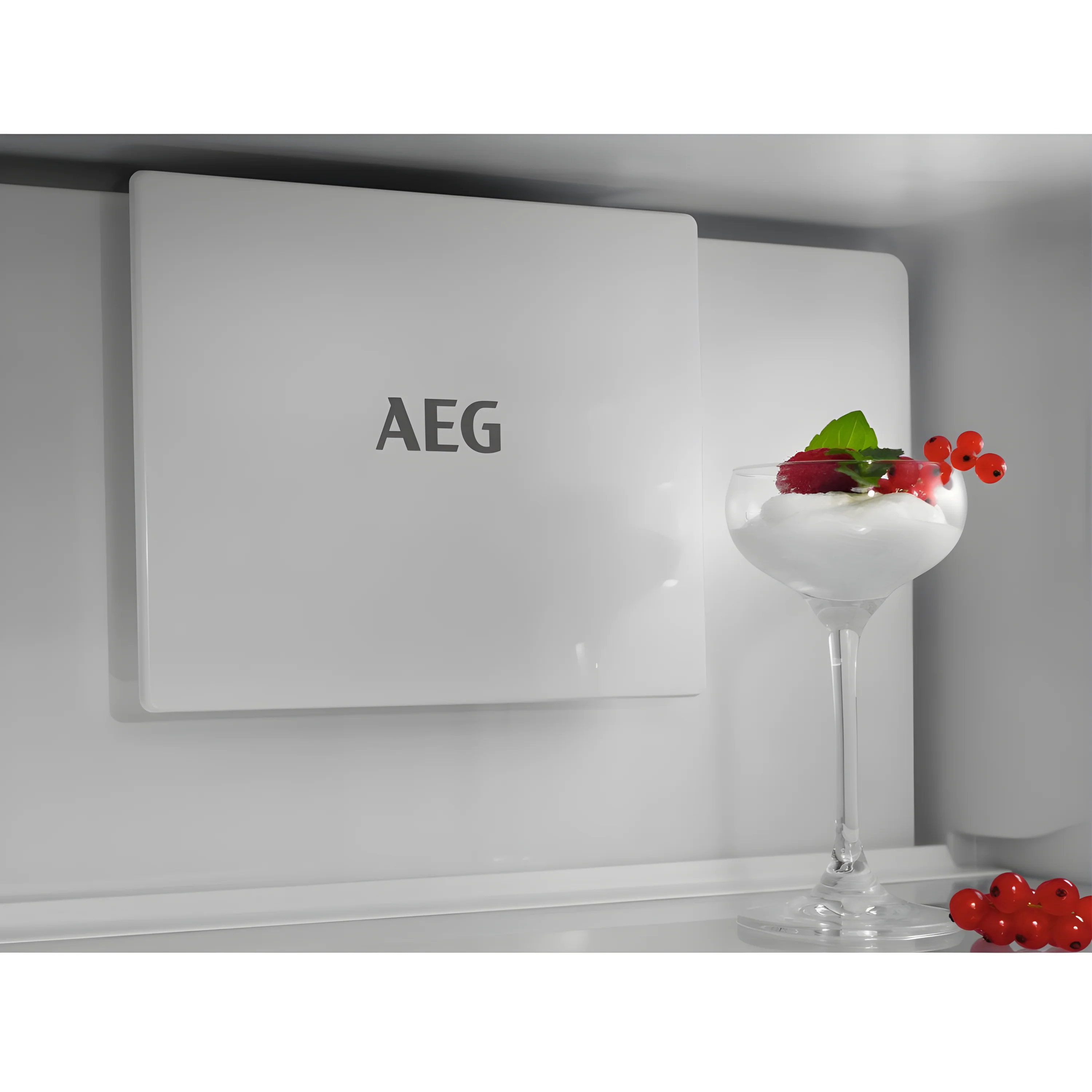 AEG OSC6M191ES - White Integrated Fridge Freezer - 207L/62L - E Energy - Image 4
