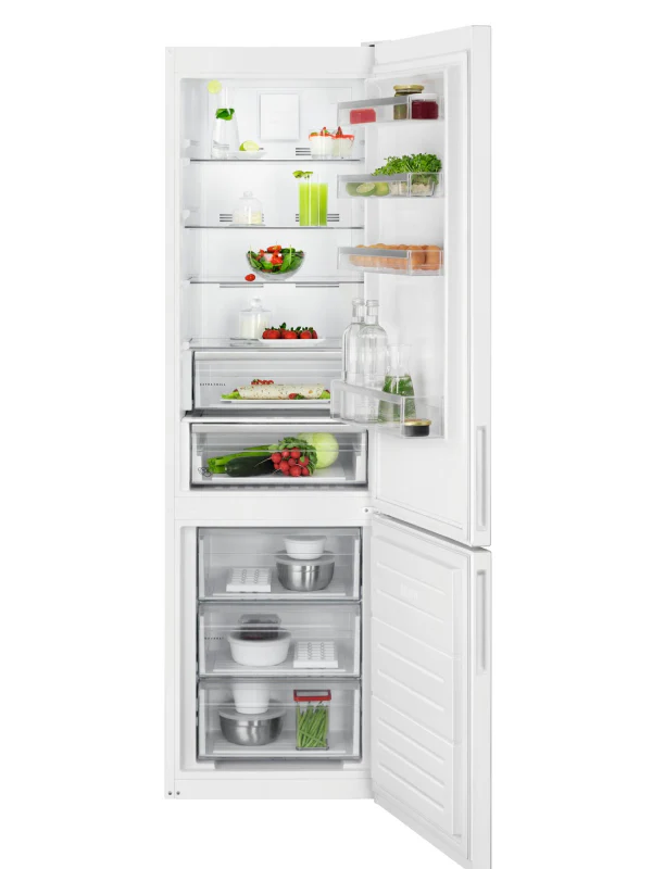 AEG RCB636E3MW - White Freestanding 60/40 Frost Free Fridge Freezer - E energy - Image 2