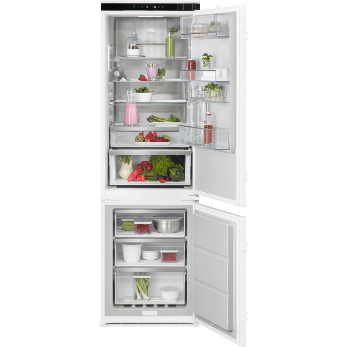 AEG TSC8M181CS - Integrated 70/30 Frost Free Fridge Freezer - C energy