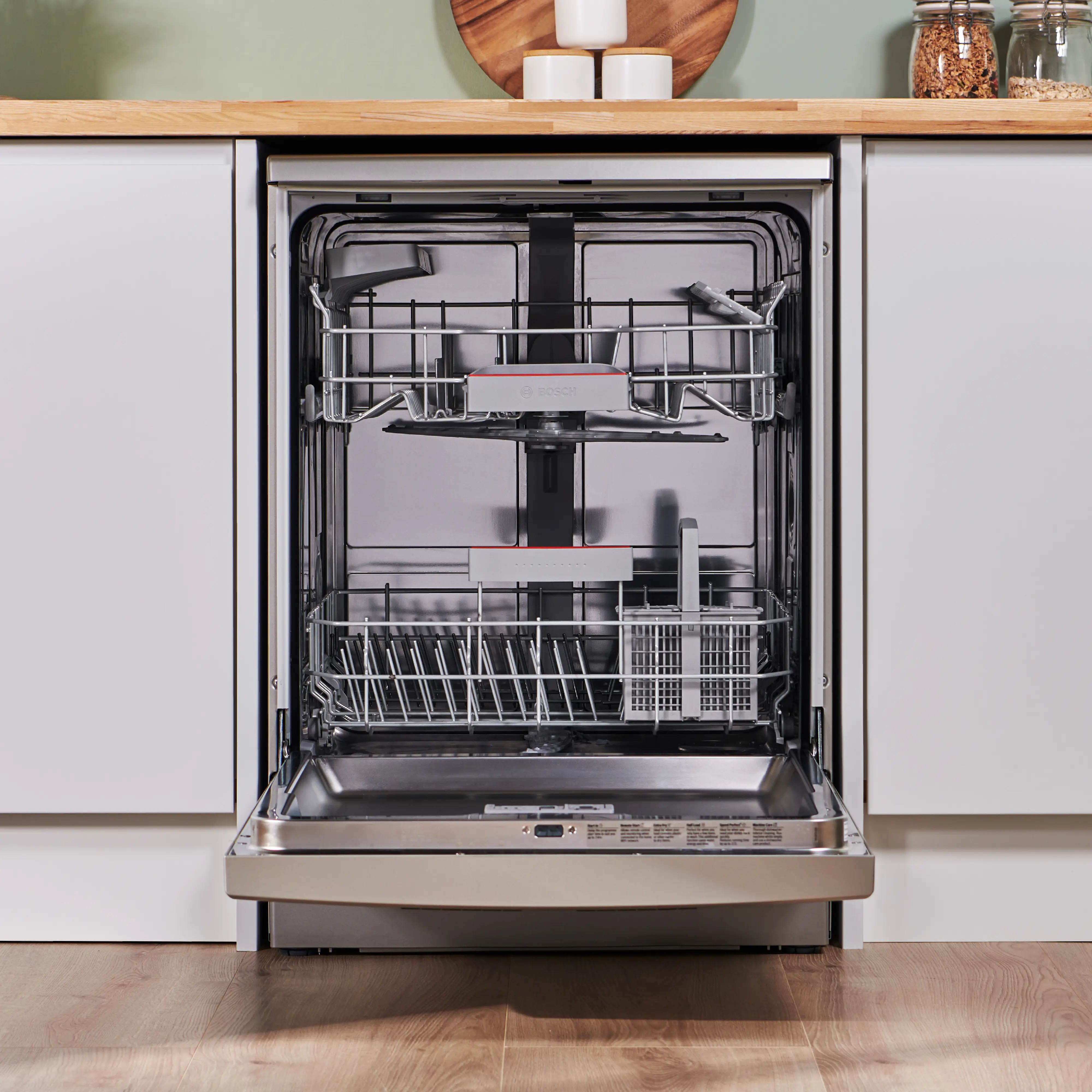Bosch Series 4 SMS4EKI06G - Silver Freestanding Dishwasher - B energy - Image 6