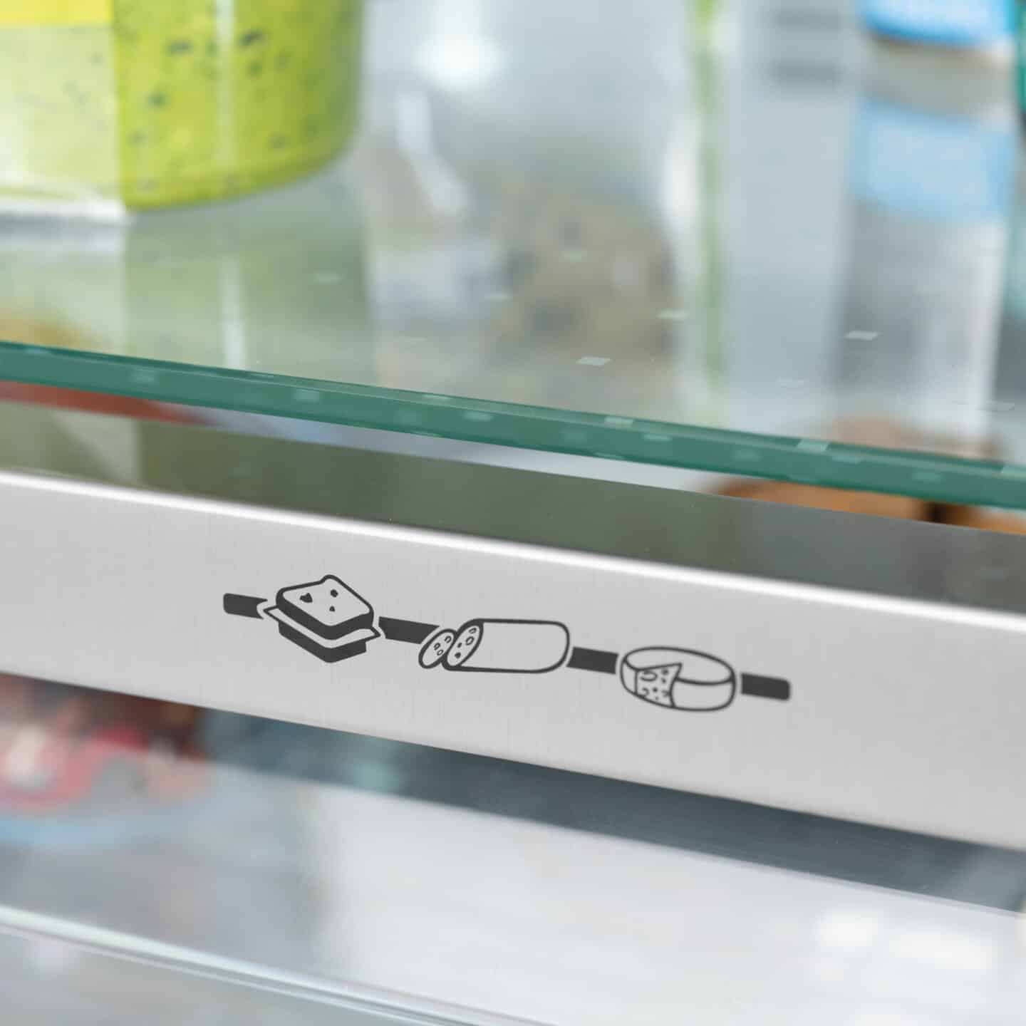 Caple CAFF43 - Stainless Steel American Fridge Freezer - 398L/211L - F Energy - Image 5