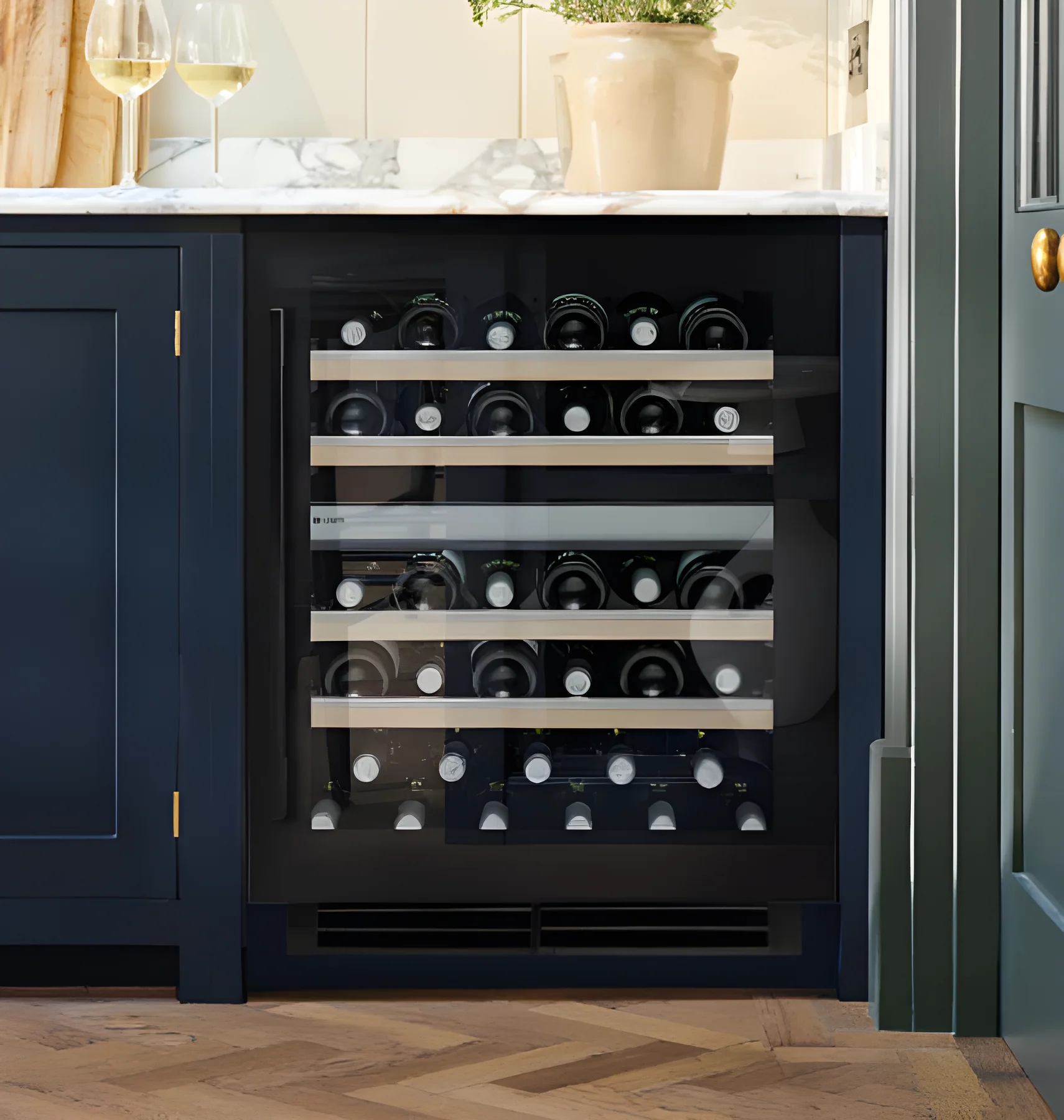 Caple WI6155BG - Black Wine Cooler - 44 Bottles - F Rated