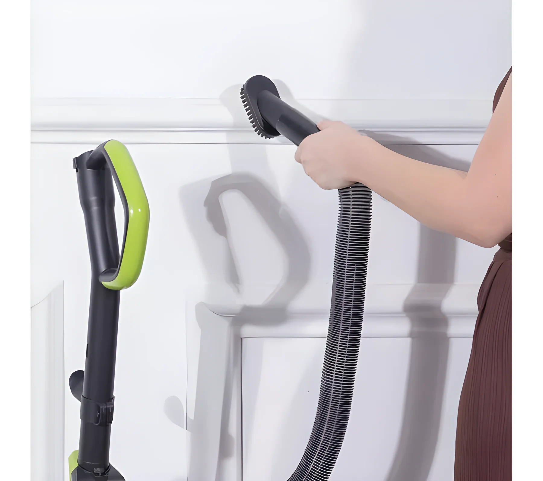 Daewoo FLR00199GE - Green Vacuum Cleaner - 4L Capacity - 400W - Image 2