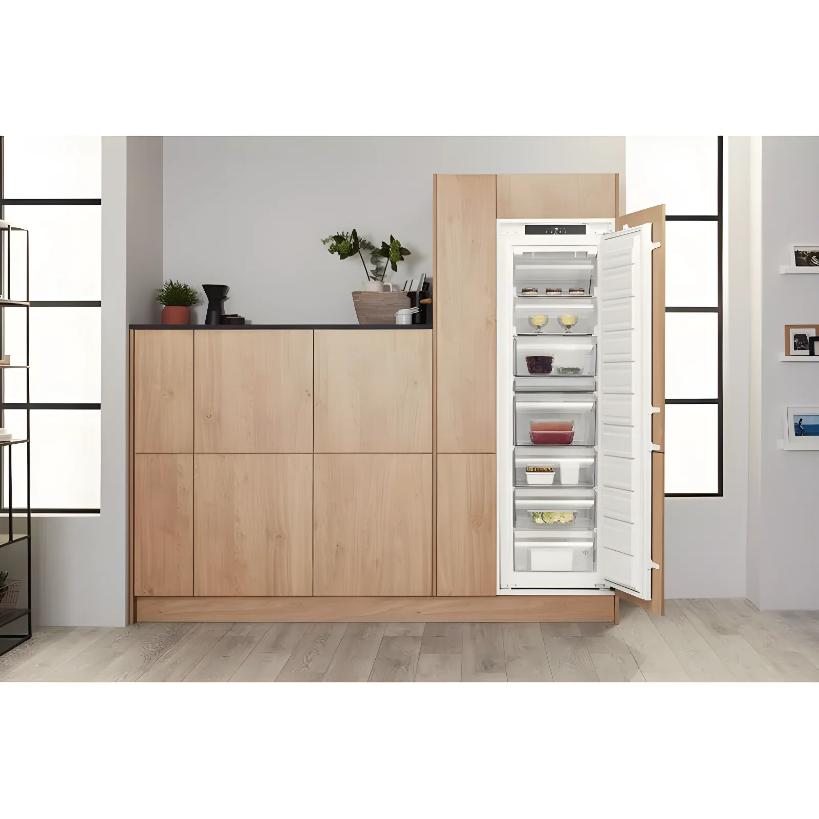Hotpoint HF 1801 E F1 UK - White Built-in Freezer - 210L - F Energy Rating - Image 5