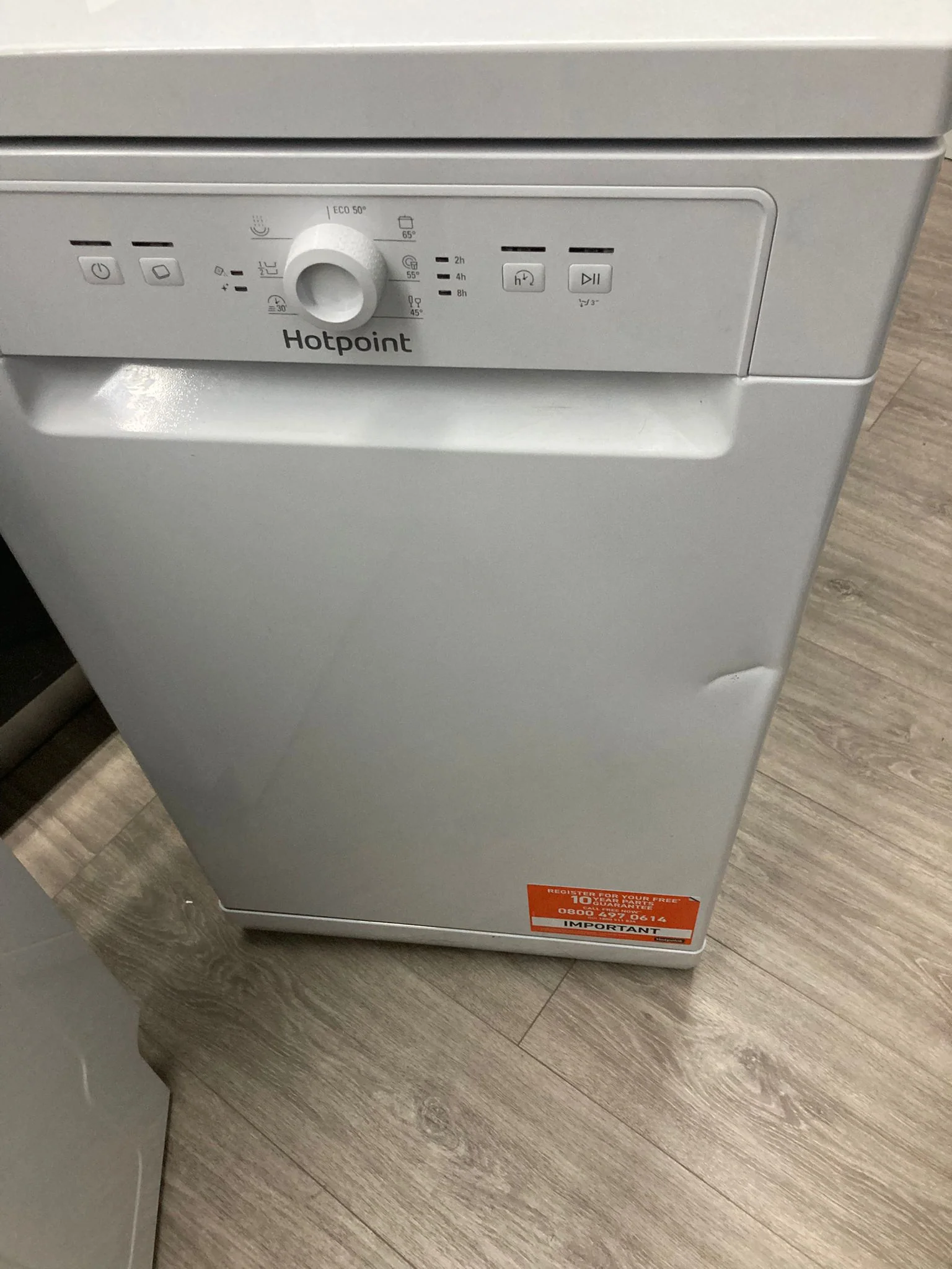 Hotpoint HF9E 1B19 UK - White Freestanding Dishwasher - F energy - Unboxed - Image 3