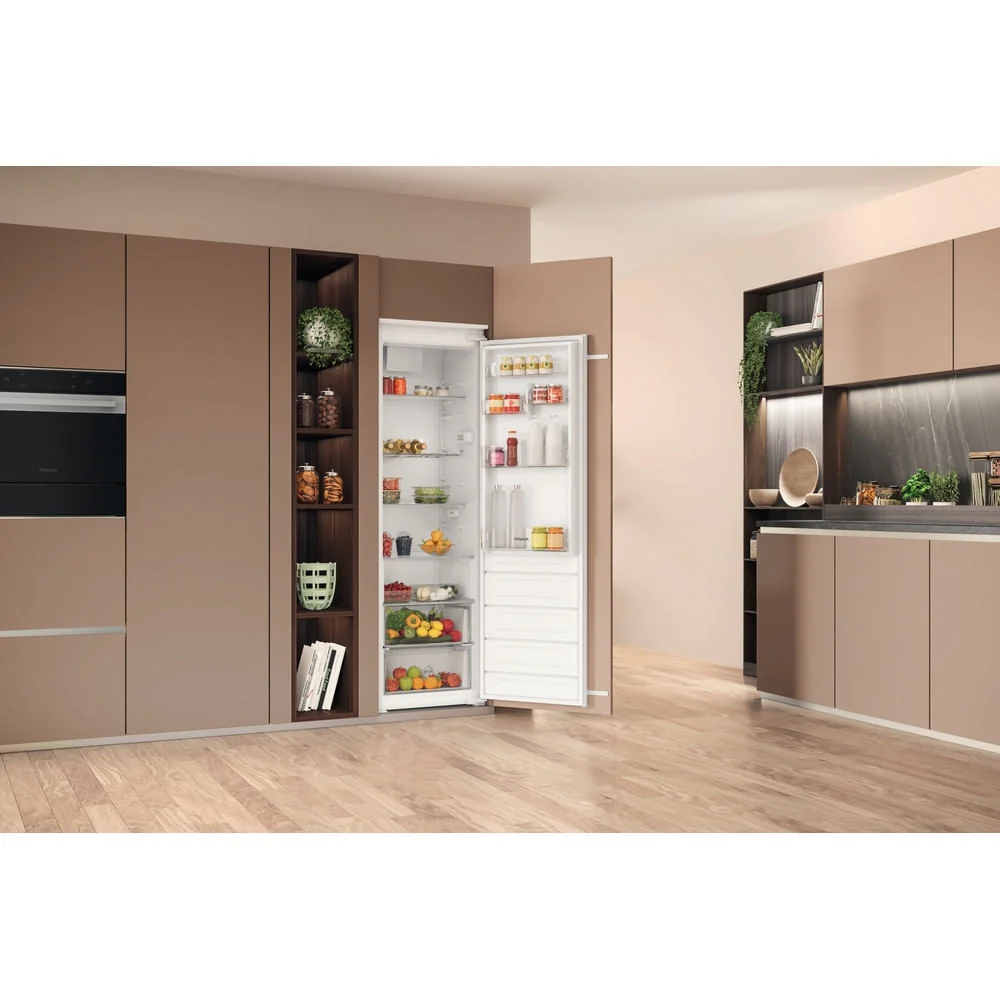 Hotpoint HTSD18A011A1 - White Integrated Fridge - 280L - E Energy Rating - Image 4