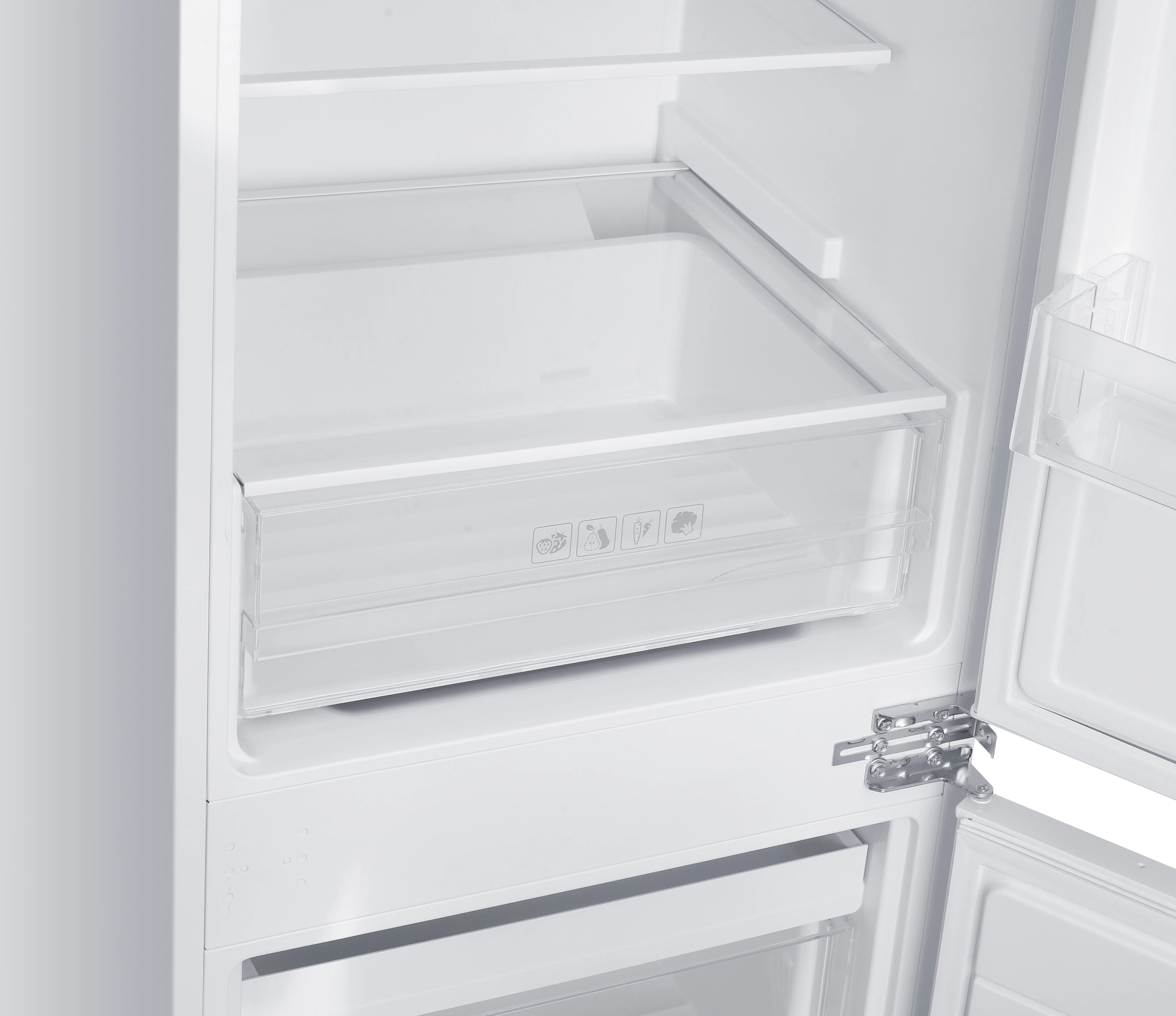 Iceking IKBI7030TFF - White Built in Frost Free Fridge Freezer - E energy - Image 5
