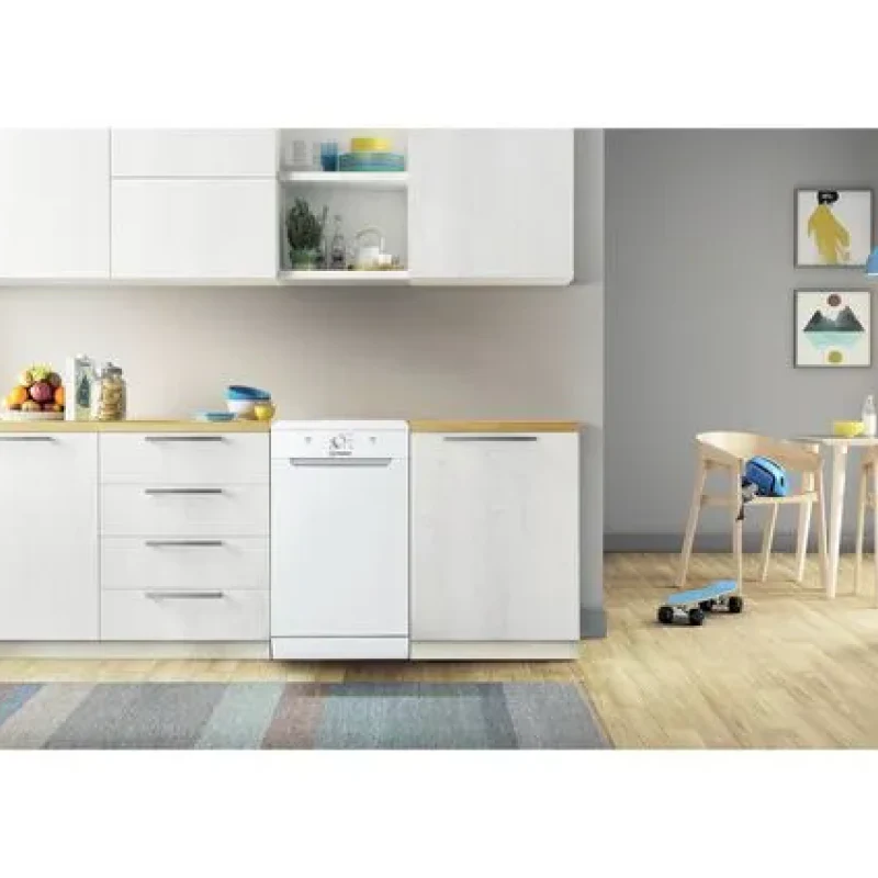 Indesit DF9E 1B10 UK - White Freestanding Dishwasher - F energy - Image 2