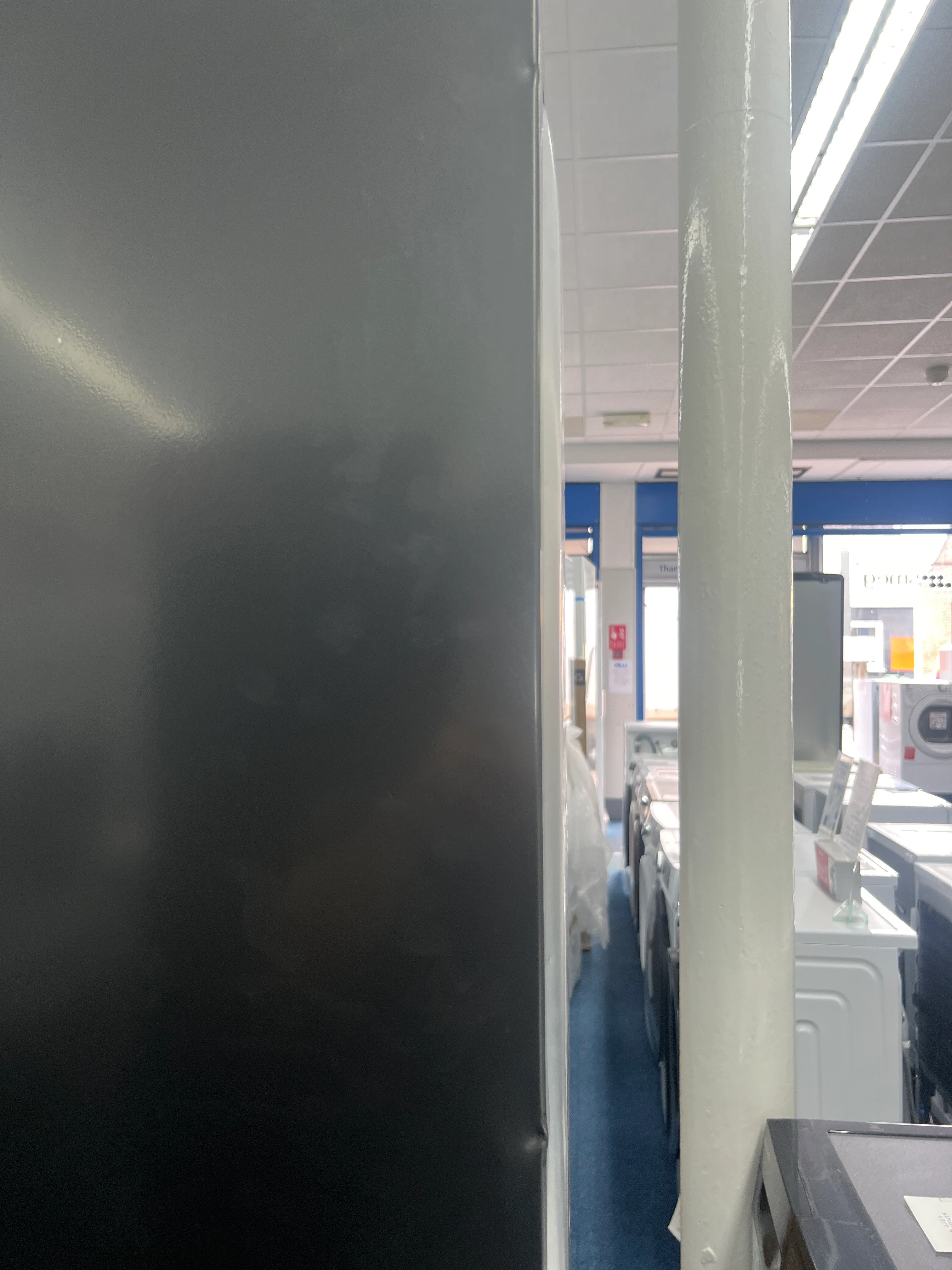 Indesit INK 21411 G4UK - Silver Fridge Freezer - 301L Total No Frost - E Rated - Unboxed - Image 4