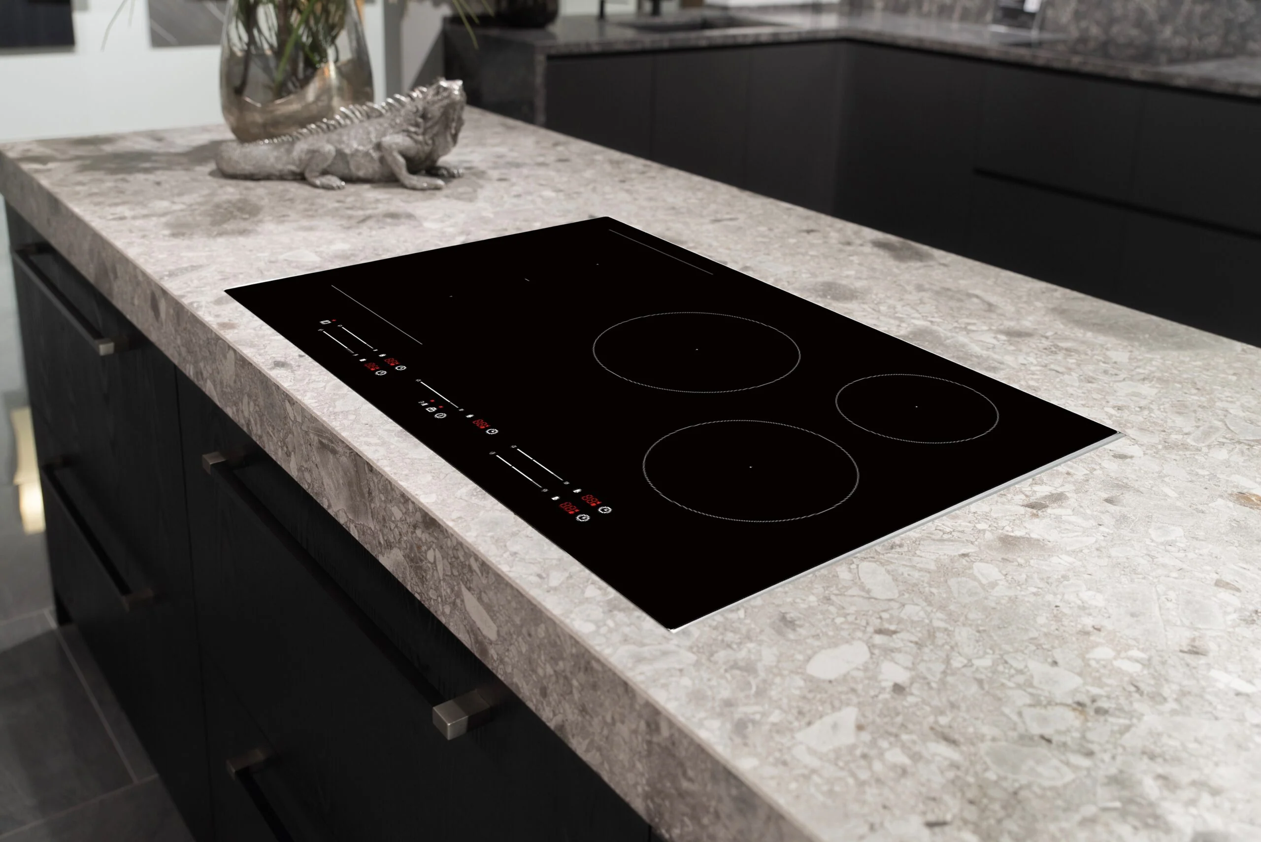 Montpellier MDAIN80FZ - Black Glass 80cm Induction Hob - 5 Zones - Built-In - Image 4
