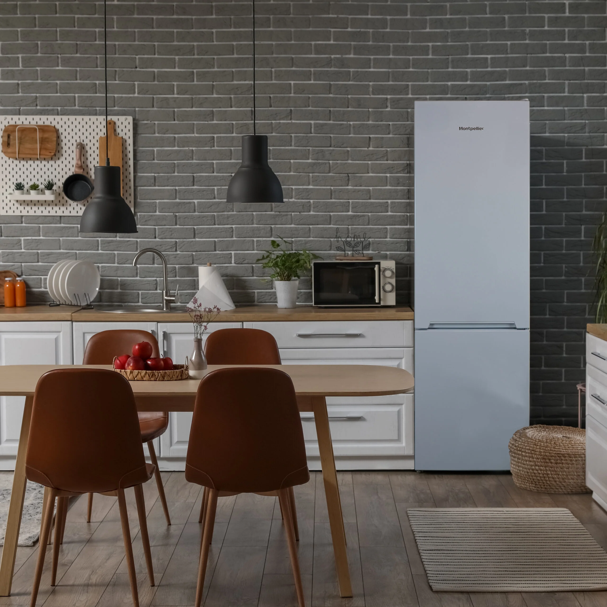 Montpellier MDANF201W - White Fridge Freezer - No Frost 327L - E Energy Rating - Image 6