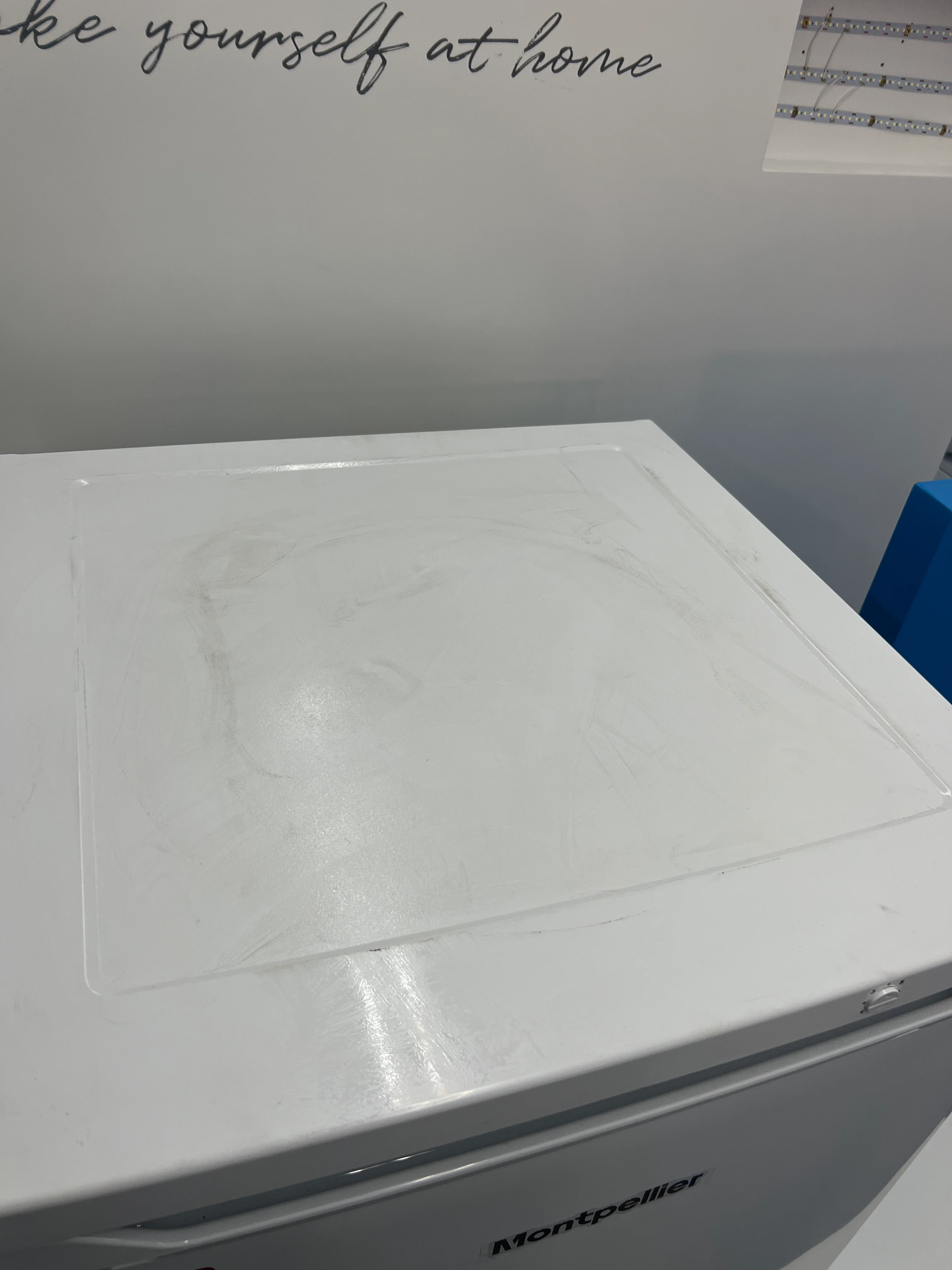 Montpellier MDAUCFZ60W - White Under Counter Freezer - 98L - E Energy - Unboxed - Image 3