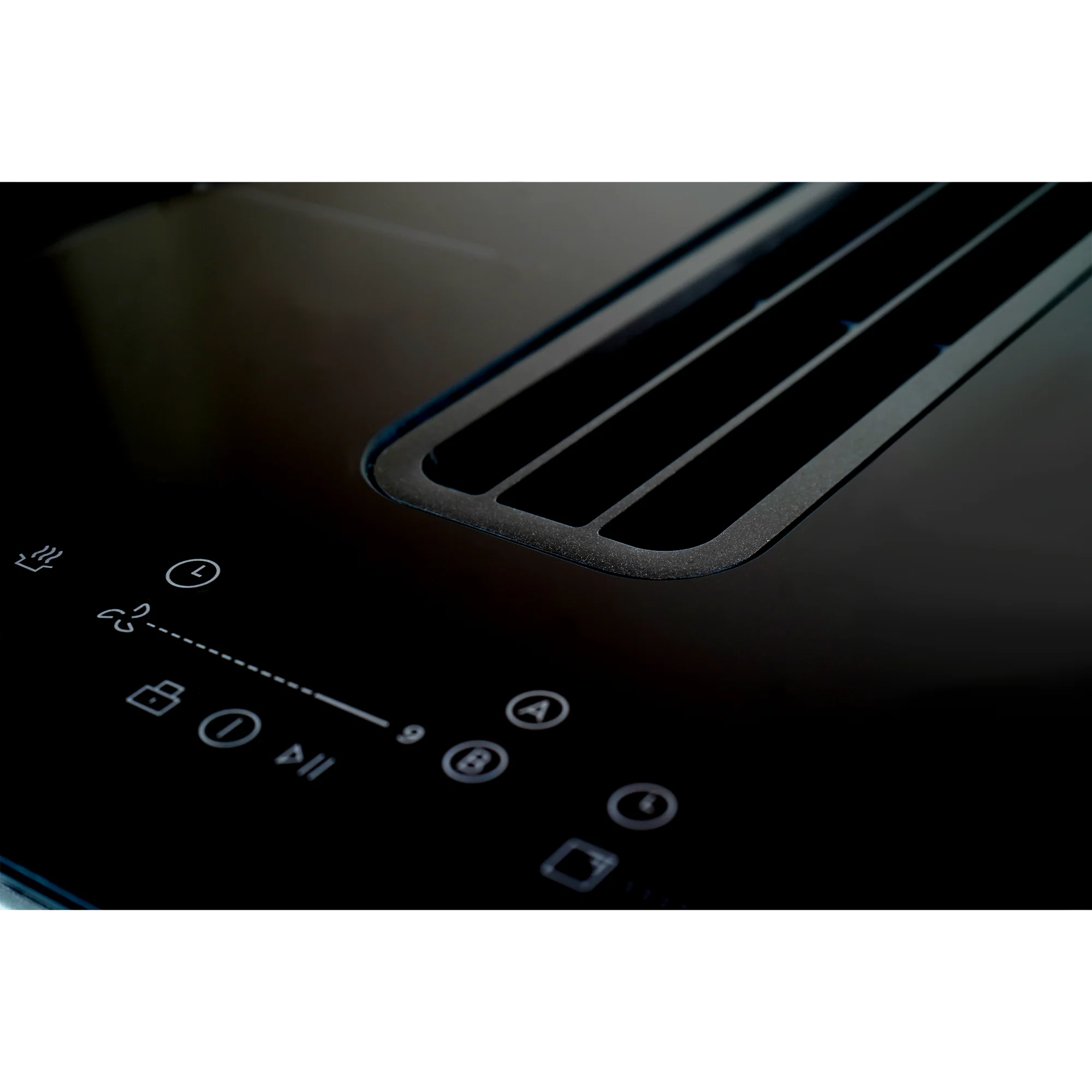 Montpellier MDAVIN60DF - Black Glass 60cm Vented Induction Hob - 4 Cooking Zones - E Energy - Image 3
