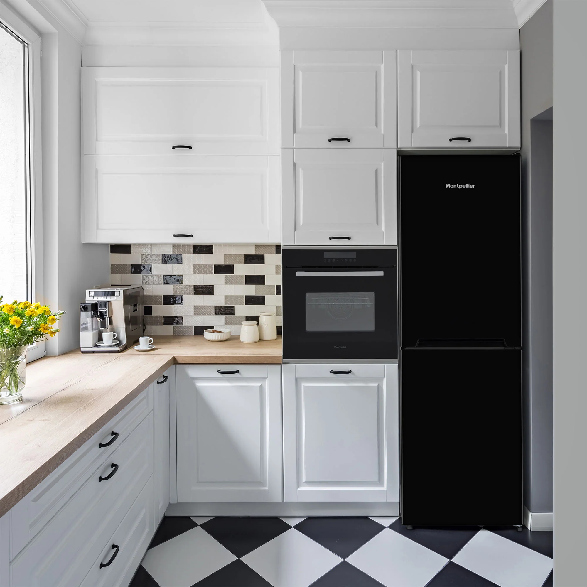 Montpellier MLF1770EK - Black Freestanding 50/50 Low Frost Fridge Freezer - E energy - Image 5