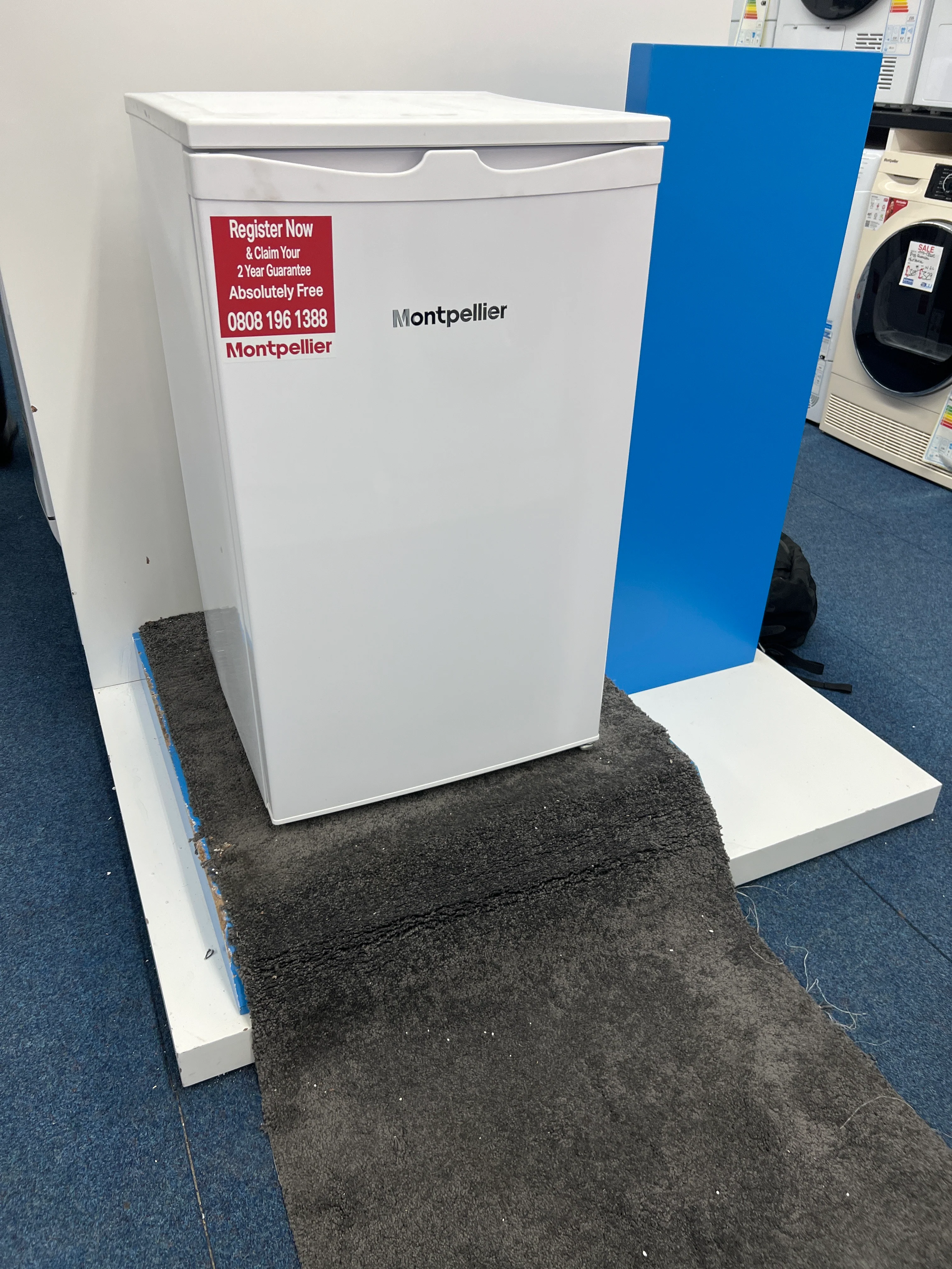 Montpellier MZF48BK - Black Under counter Low Frost Freezer - F energy - Display - Unboxed - Image 2