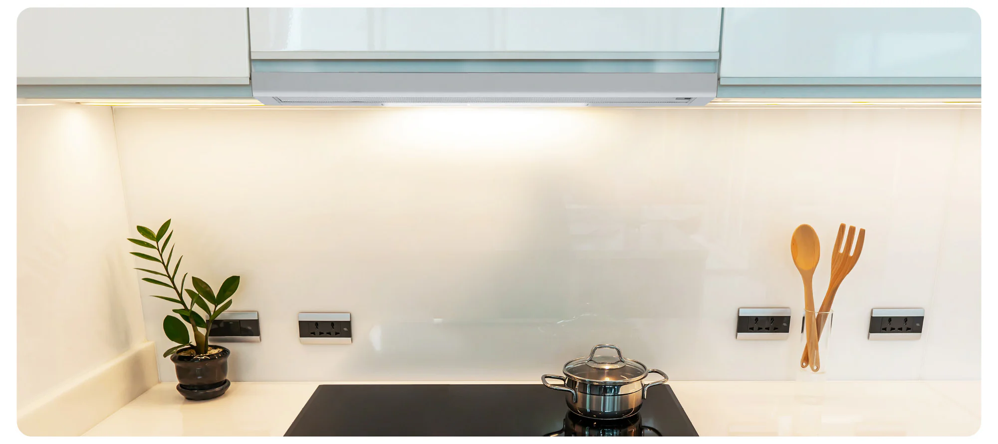 Montpellier TCH291 - Stainless Steel 90cm Telescopic Extractor Hood - 200m³/h Extraction - A Energy Rated - Image 3