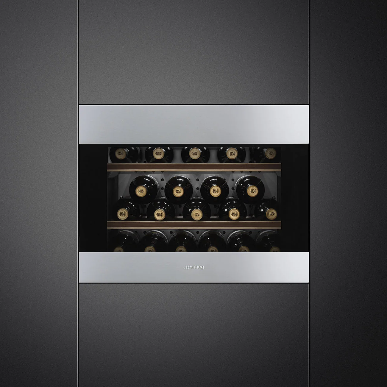 Smeg CVI320XE - Stainless Steel Wine Cooler - 20 Bottles - F Energy Rating - Image 4