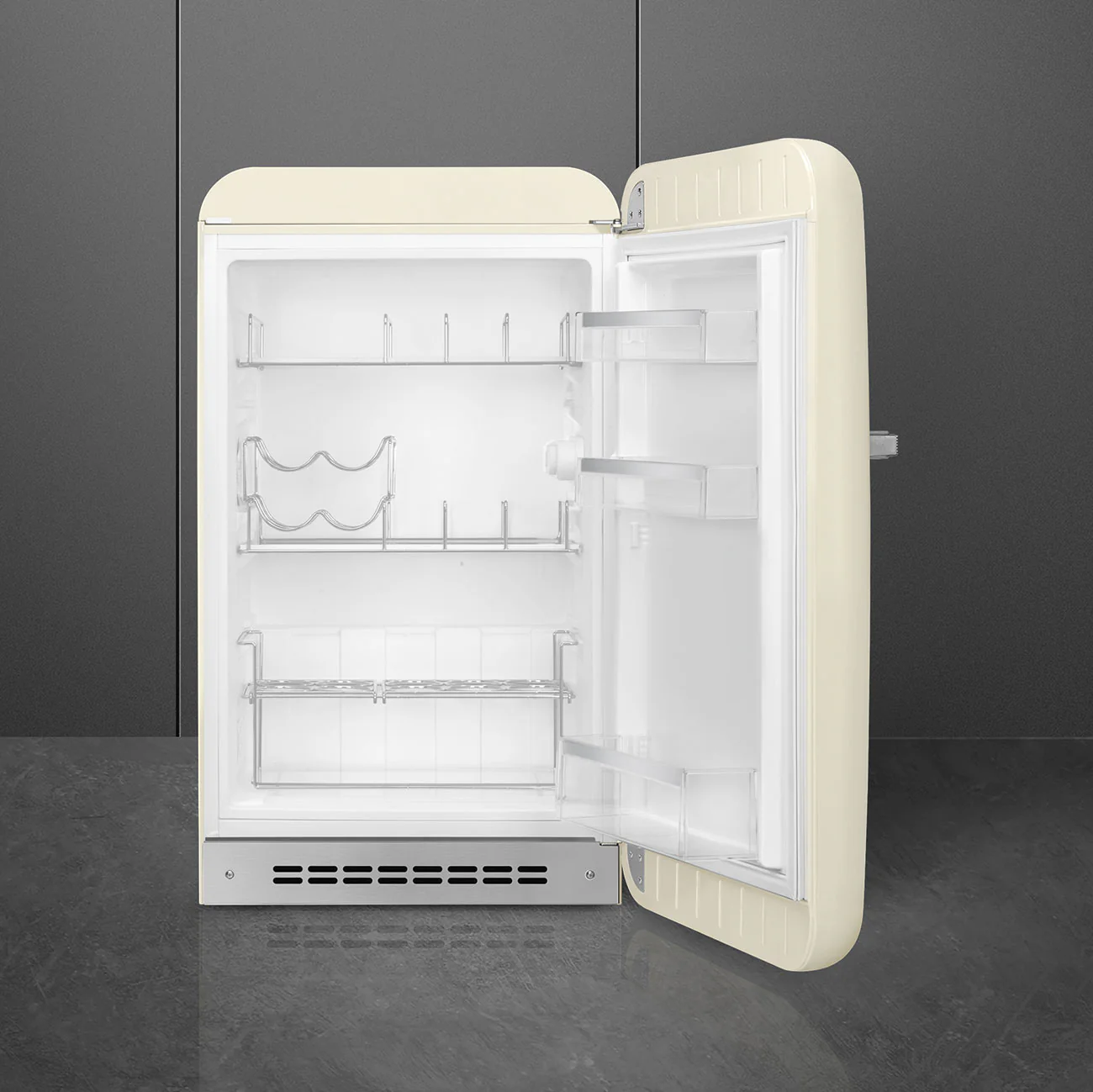 Smeg FAB10HRCR5 - Cream Wine Cooler - 135L - E Energy Rating - Image 2