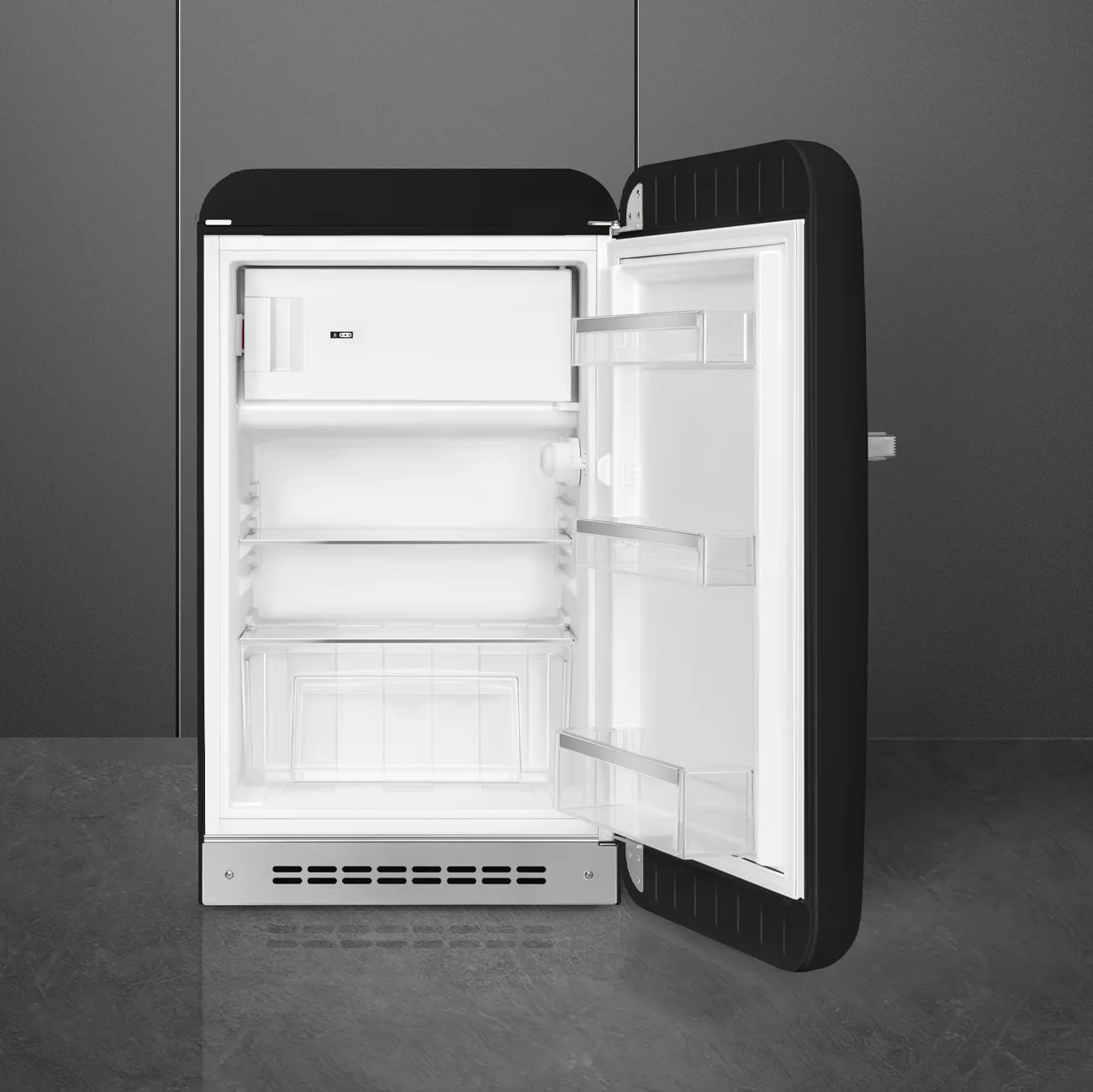 Smeg FAB10RBL6 - Black 50's Style Fridge - 122L - D Energy - Image 2