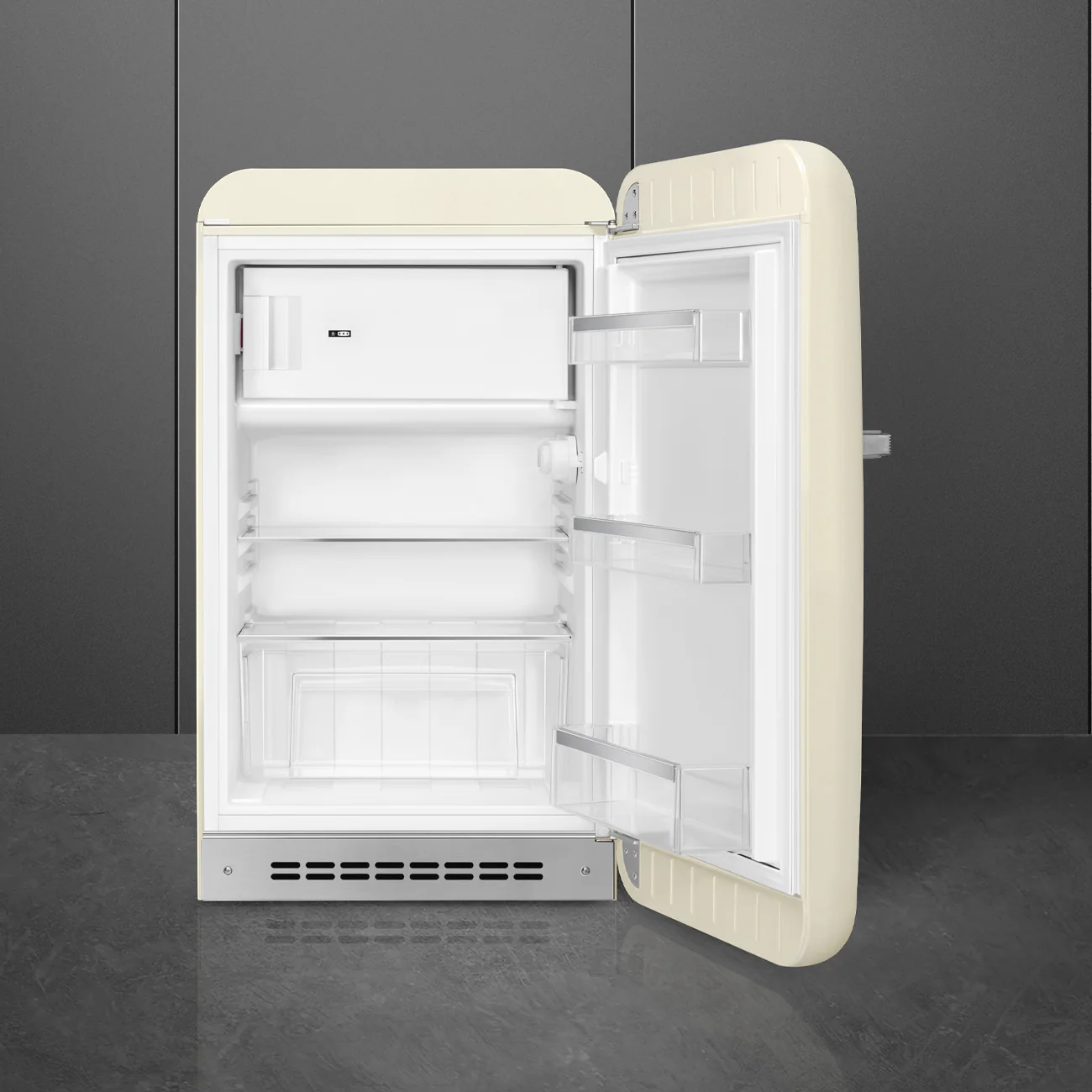 Smeg FAB10RCR6 - Cream Retro Style Fridge - 122L - D Energy Rating - Image 2