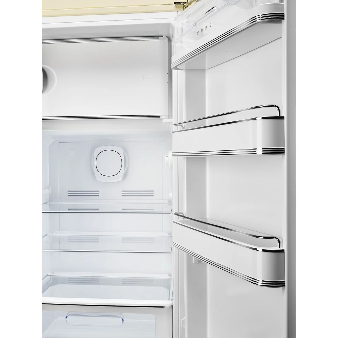 Smeg FAB28RCR6UK - Cream Fridge - 270L Capacity - C Energy Rating - Image 5