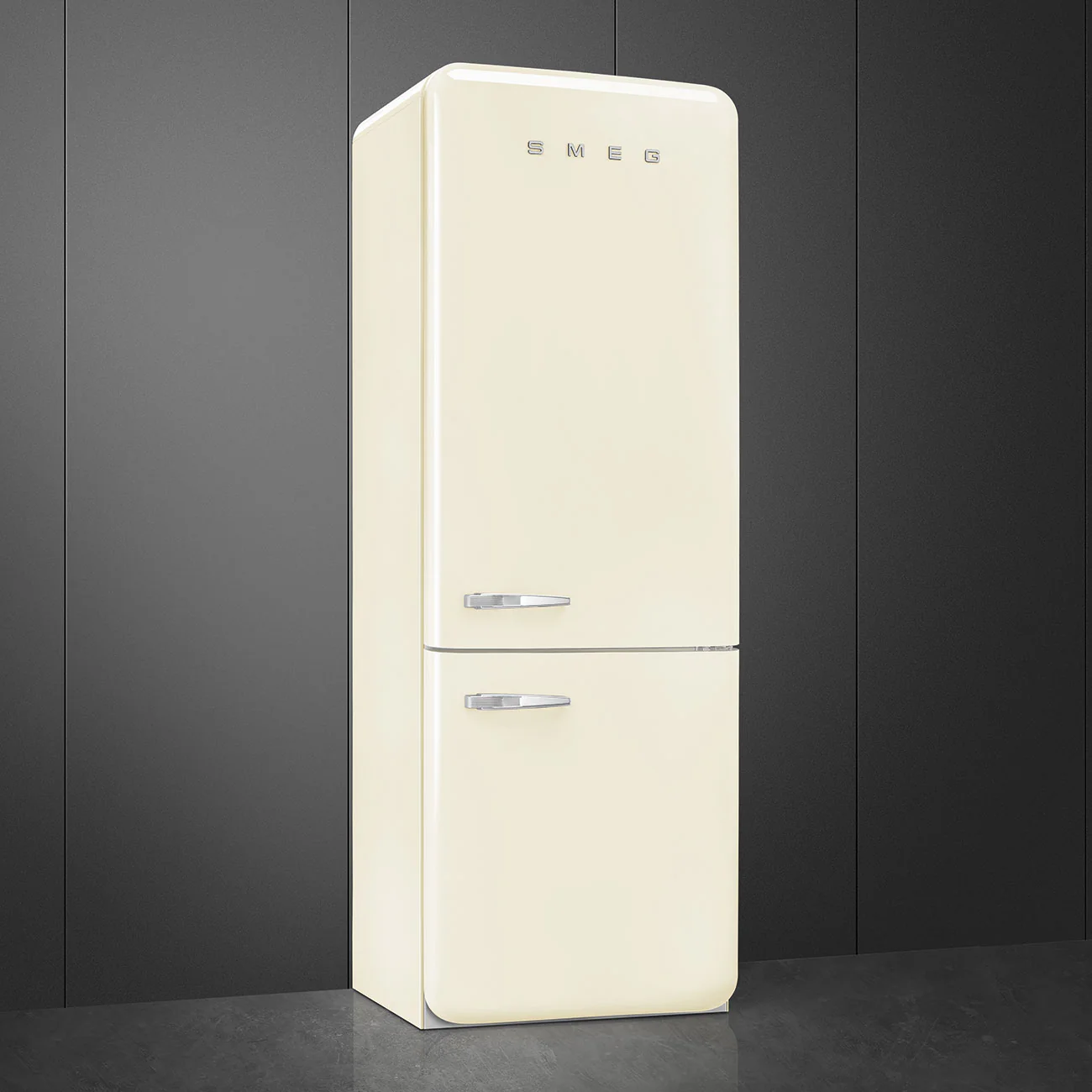 Smeg FAB38RCR6 - Cream Fridge Freezer - 481L - D Energy - Image 3