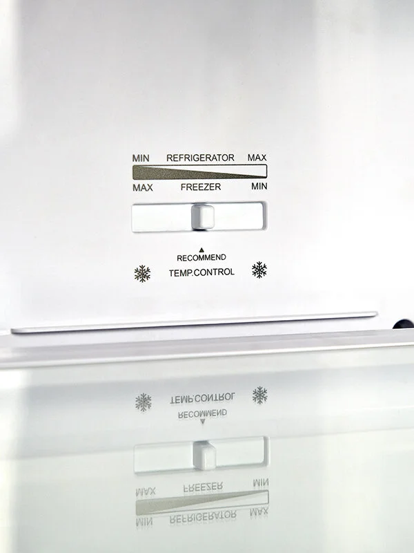 Teknix FF1860W - White Fridge Freezer - 308L - E Energy Rating - Image 4
