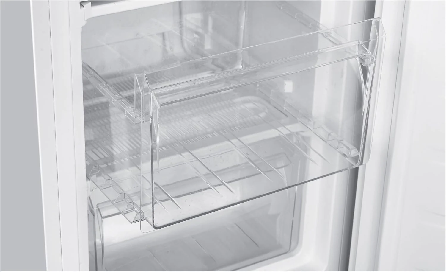 Teknix UC55F5W - White Undercounter Manual Defrost Freezer - Garage Safe - F energy - Image 6