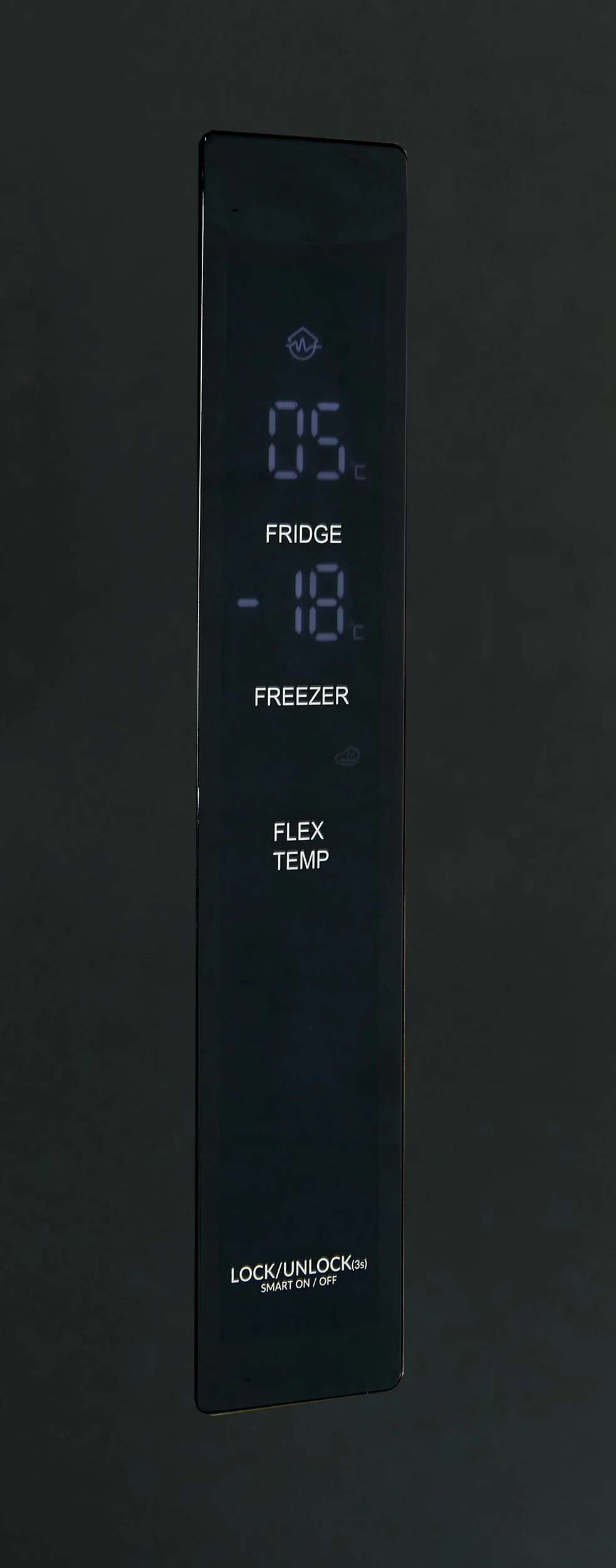 Tesla T571FRDB - Black American Fridge Freezer - 539L - E Energy Rating - Image 4