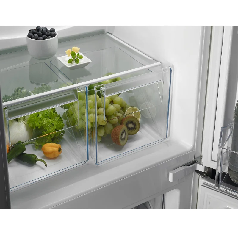 Zanussi ZNNN18ES3 - Integrated 70/30 Frost Free Fridge Freezer - E energy - Image 2
